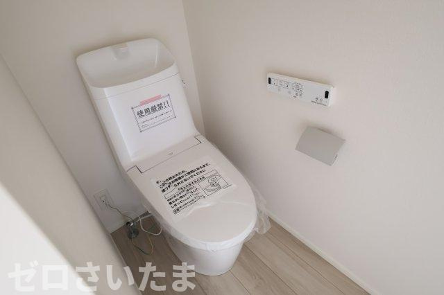 《仲介手数料無料》南区別所２丁目4-7新築一戸建てケイアイグレイスのトイレ|3階