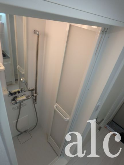 Ｂｌｏｏｍ（ブルーム）のシャワールーム|同建物内別部屋