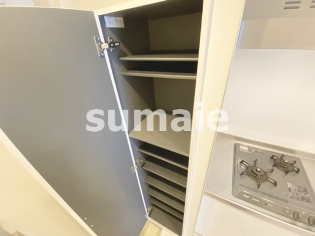 リブリ・浦和針ヶ谷の玄関|シューズボックスあります！