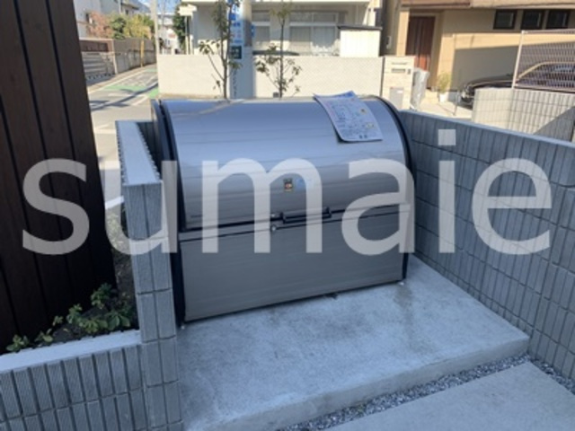 リブリ・浦和針ヶ谷のその他共用部分|敷地内ゴミ置き場。