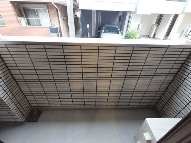Ｐｒａｔｅｒｉａの玄関