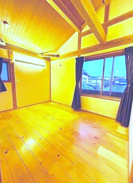 旭台３丁目戸建の寝室