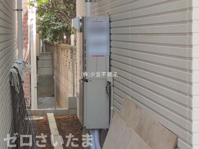 《仲介手数料無料》南区別所２丁目4-7新築一戸建てケイアイグレイスのその他|給湯器