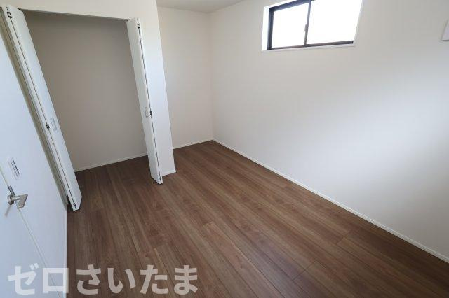 《仲介手数料無料》南区別所２丁目4-7新築一戸建てケイアイグレイスの洋室