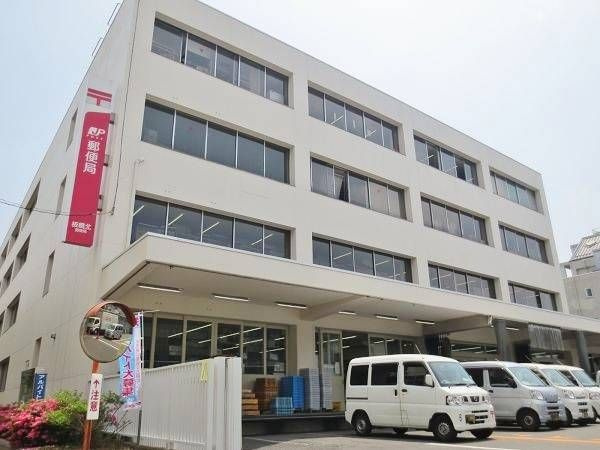 Ｐｒａｔｅｒｉａの周辺