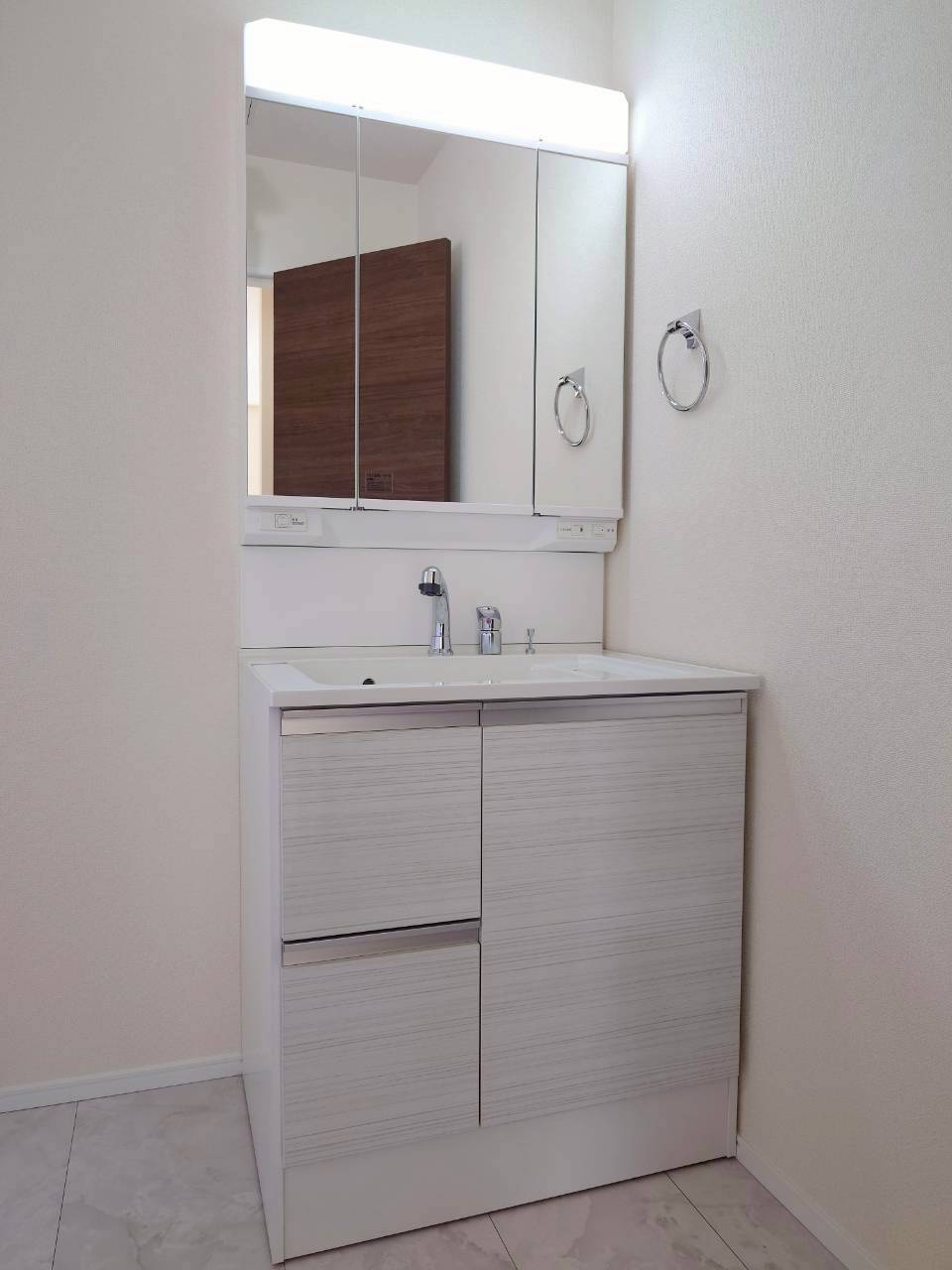 【独立洗面台】の画像