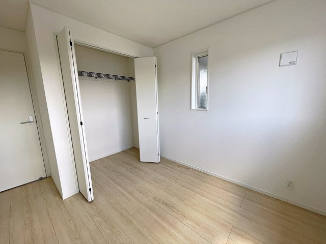 新築戸建・新築建売　矢吹町一本木第6　善郷小・矢吹中の洋室|5帖の洋室はコンパクトなので空調効率が高く過ごしやすいプライベートルーム！