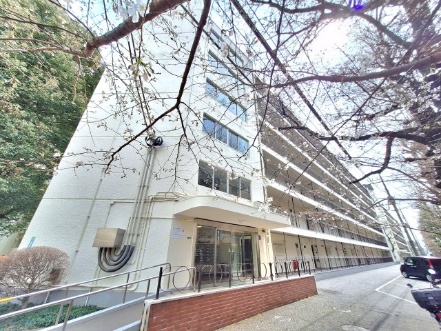 【外観】 | 武蔵野グリーンタウン　D棟　 | 内装フルリフォーム済の３LDK(79.51㎡)！3階、南向きのお部屋です。2022年、大規模修繕工事も実施済です♪ご内覧等、お気軽にお申し付けくださいませ。
