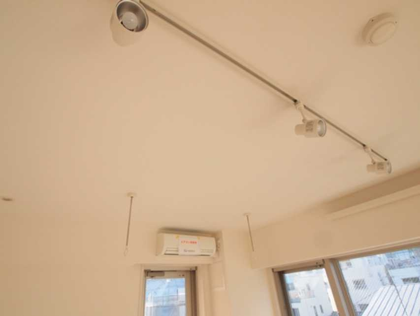 プランドール　駅近　駐車場　南西角部屋の設備