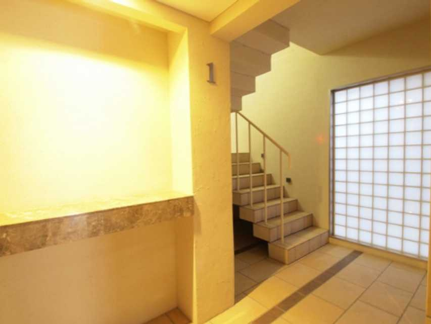 プランドール　駅近　駐車場　南西角部屋のその他共用部分