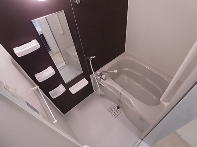 神戸市須磨区衣掛町４丁目の賃貸マンションの浴室|浴室