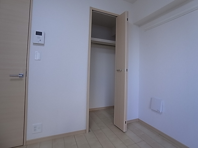 神戸市須磨区衣掛町４丁目の賃貸マンションの収納|クローゼット