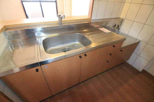 セレーナ・プリマのキッチン|キッチン