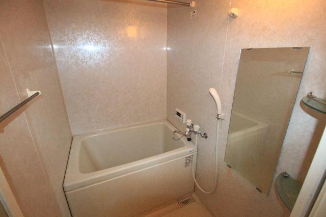 セレーナ・プリマの浴室|バス