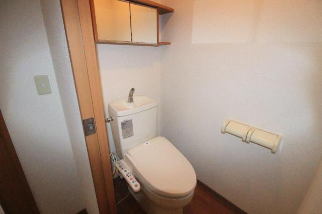 セレーナ・プリマのトイレ|シャワー付トイレ