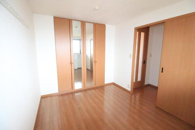 セレーナ・プリマの内装|洋室1