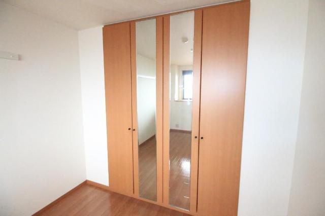 セレーナ・プリマの収納|洋室収納