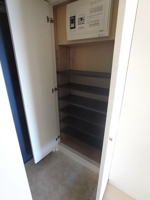 シャローム南小岩の玄関