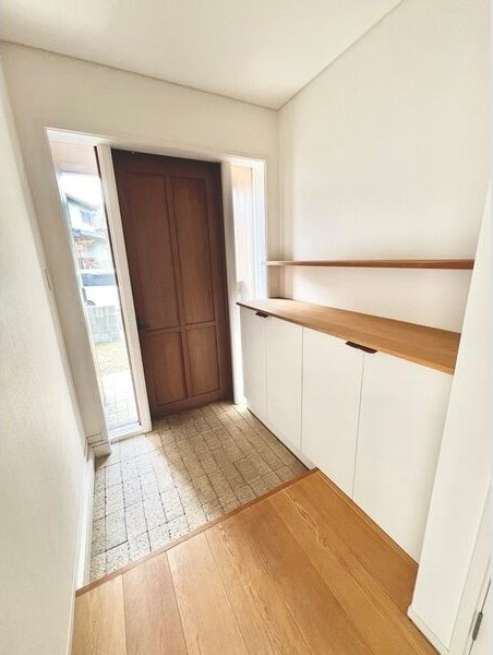 大清水２丁目戸建の玄関