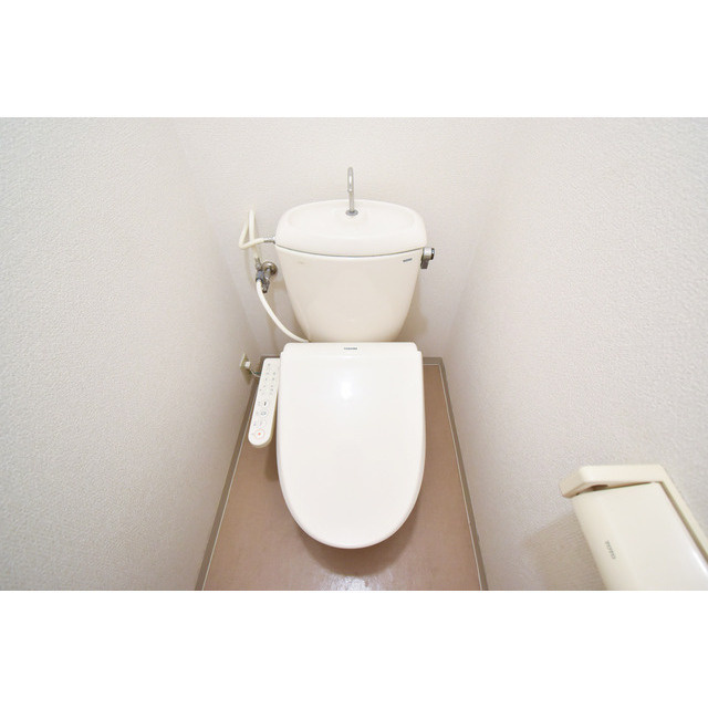 トーカンキャステール通町のトイレ|シンプルで使いやすいトイレです
