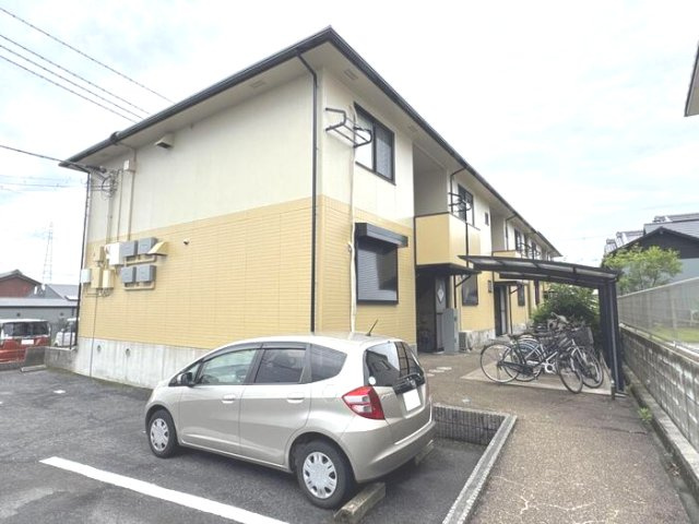 葛城市加守のアパートの外観