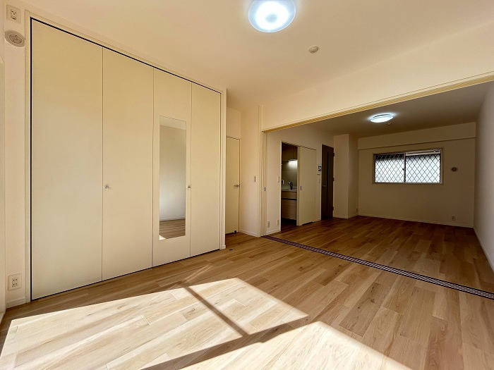 エンクレスト天神南3の洋室|陽当たり良好なので居心地が良いお部屋になりそうです☆