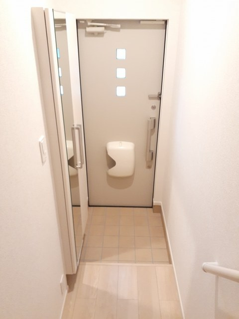 キャンディハウスⅡの玄関