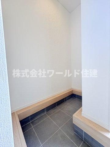 飯能市青木第5＿の玄関