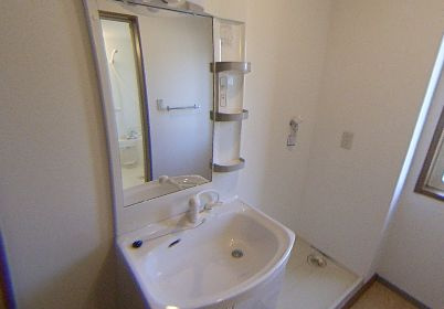 アンシャンテ・シェソワの洗面所|コンパクトで使いやすい洗面所