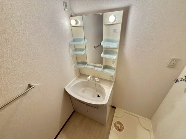 エスポアール　メゾン　B棟の独立洗面台