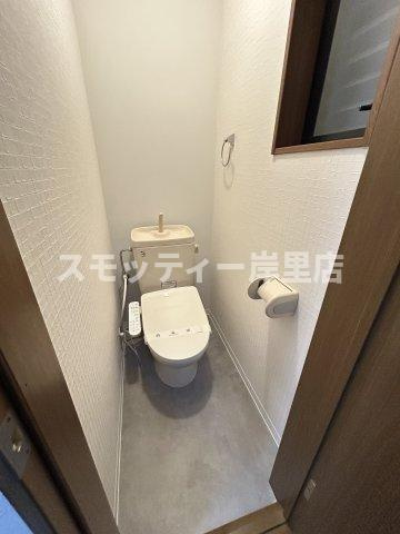 千本南2丁目戸建てのトイレ