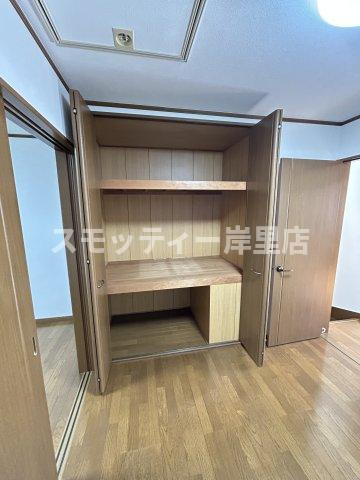 千本南2丁目戸建ての収納