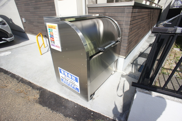ルミエール・エタンセルｓｅｐｔのその他共用部分|敷地内ゴミ捨て場