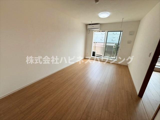 スカイタウンＲの居間・リビング|同物件他部屋参考写真