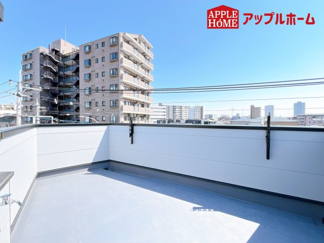 [新築住宅] さいたま市浦和区高砂4丁目 全3棟のバルコニー|ルーフバルコニー