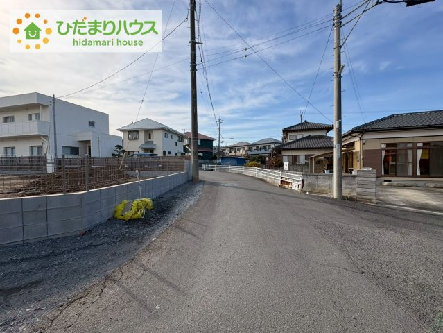 日立市東大沼町3期　新築戸建　A号棟の前面道路含む現地写真|学校や公園も近くお子さまも安心！