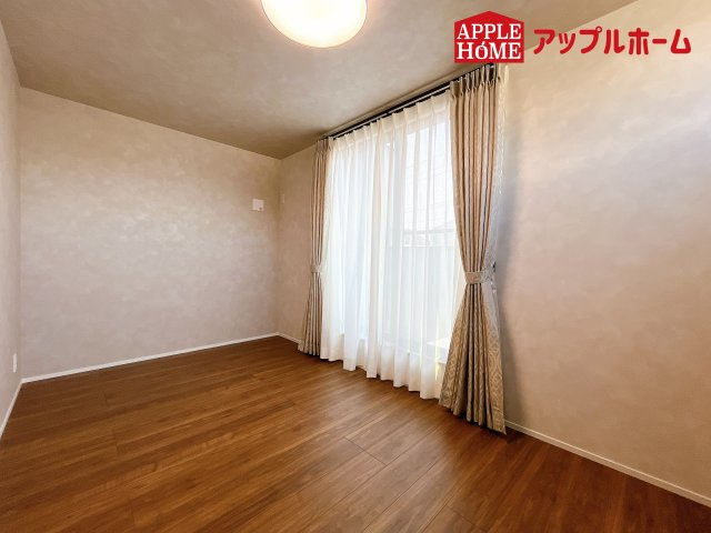 [新築住宅] さいたま市浦和区神明2丁目の洋室|居室は全室収納あり！たっぷりある収納活用でお部屋もキレイを保てます♪