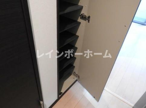 Bonheur新小岩の玄関