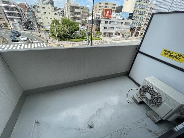 ウィン四谷のバルコニー