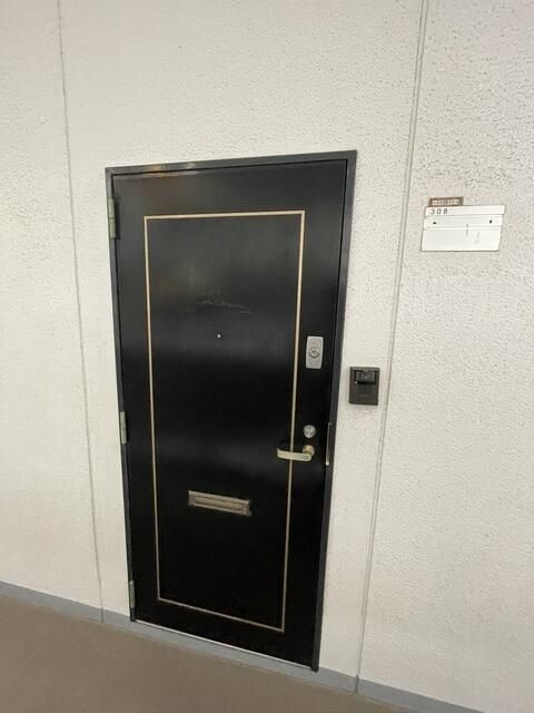 ウィン四谷の玄関