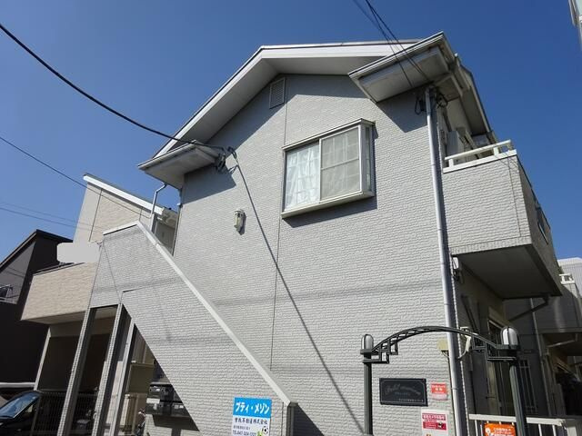 プティ・メゾンの外観