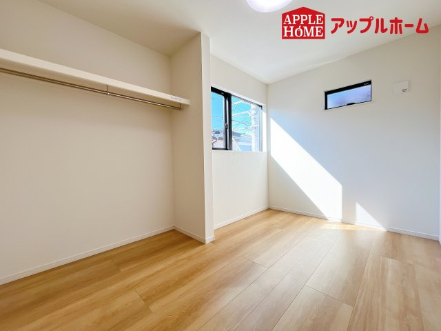 [新築住宅] さいたま市浦和区上木崎の洋室|２階居室は全室収納あり！たっぷりある収納活用でお部屋もキレイを保てます♪