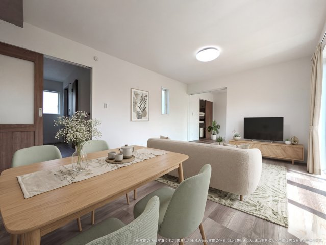 【居間・リビング】 | 【LDK　CG家具設置イメージ】
※画像に含まれる家具家電はCGで作成されたイメージです。実際の物件には付帯しません。