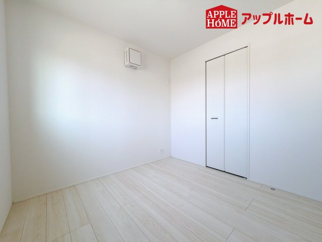 [新築住宅] さいたま市浦和区瀬ヶ崎1丁目 第1期 全1棟の洋室|２階居室は全室収納あり！たっぷりある収納活用でお部屋もキレイを保てます♪