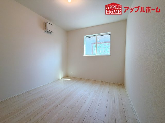 [新築住宅] さいたま市浦和区瀬ヶ崎1丁目 第1期 全1棟の洋室|２階居室は全室収納あり！たっぷりある収納活用でお部屋もキレイを保てます♪