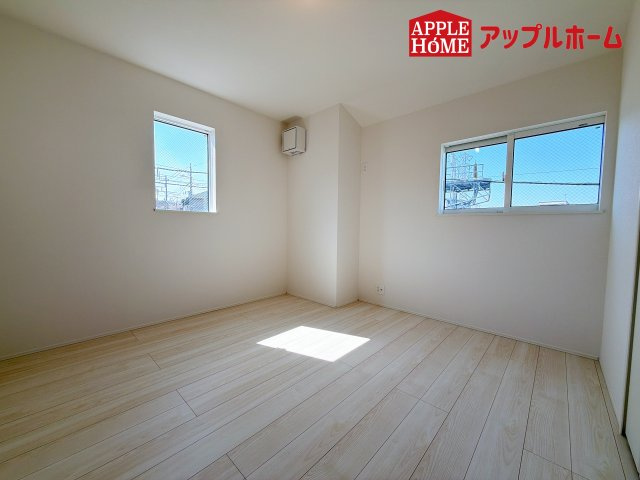 [新築住宅] さいたま市浦和区瀬ヶ崎1丁目 第1期 全1棟の洋室|２階居室は全室収納あり！たっぷりある収納活用でお部屋もキレイを保てます♪
