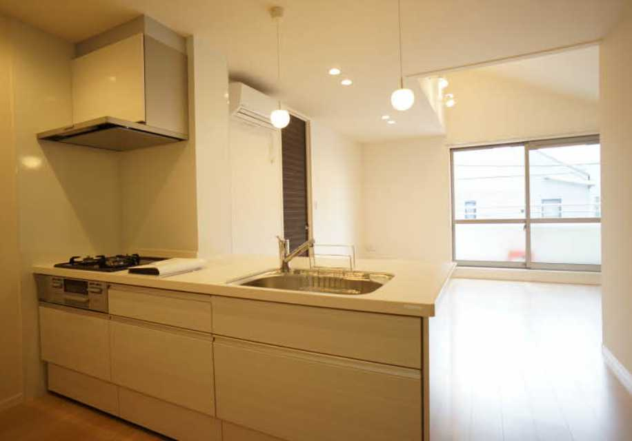 メゾン茶屋坂　耐震等級3　床暖房　1フロア1住戸　駐車場有