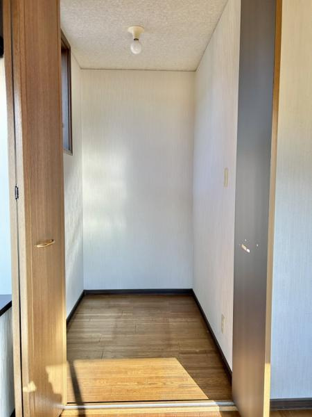 高知市朝倉丙　高台の中古一戸建ての収納|2階北洋室の収納スペース