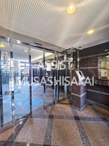 武蔵野パークヒルズのロビー|写真：設備同仕様の別物件です