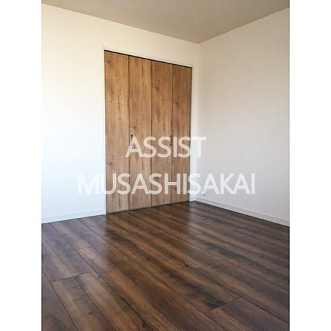 武蔵野パークヒルズの洋室|写真：設備同仕様の別物件です